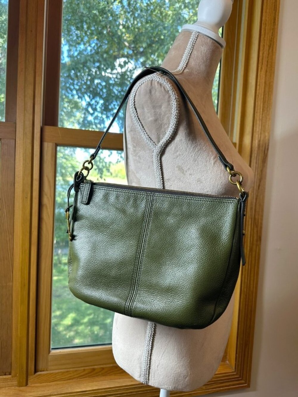 Fossil Olive Green Pebbled Leather Convertible Shoulder Crossbody Bag Key Charm